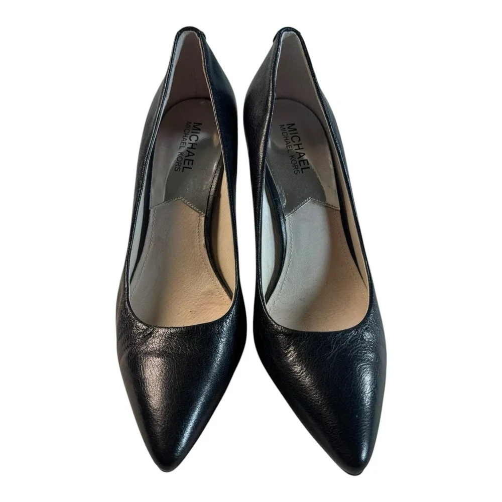 Michael Kors Black Leather Pointed Toe Pumps Silver Logo Heels AO13G Size 9M